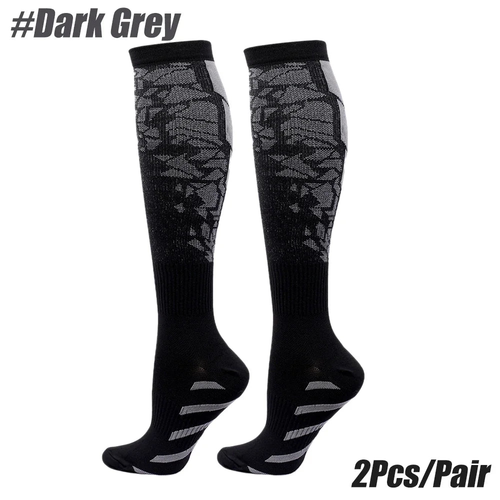 1 pair of sports compression socks for both men and women, warm for running, cycling and playing football