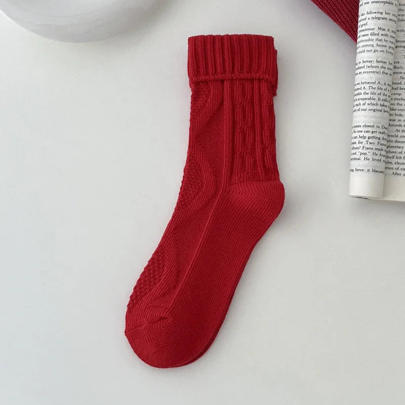 Women's Socks Breathable Christmas New Year Red Socks For Girls Fashion Striped Casual Autumn Winter Socks Warm Comfortable Soft