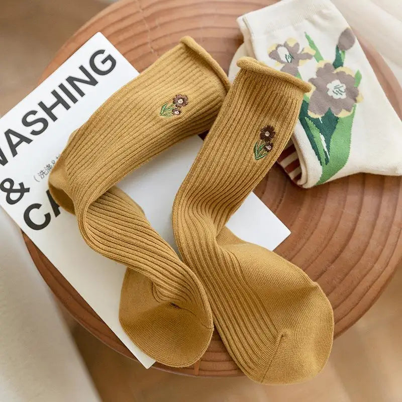 Pink Socks Embroidery Flower Harajuku Retro Vintage Women Socks College Style High School Girls Japanese Kawaii Cute Long Socks