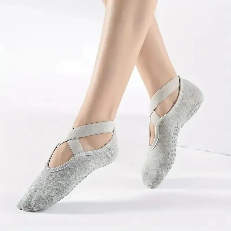 Grip Socks for Women, Non Slip Pilates Yoga Socks  Non Slip Socks for Workout, Fitness Ballet Dance Workout Sports Socks Slipper