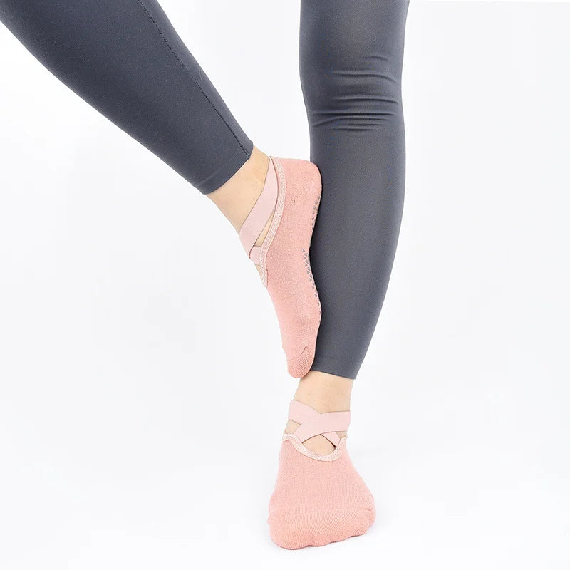 Grip Socks for Women, Non Slip Pilates Yoga Socks  Non Slip Socks for Workout, Fitness Ballet Dance Workout Sports Socks Slipper