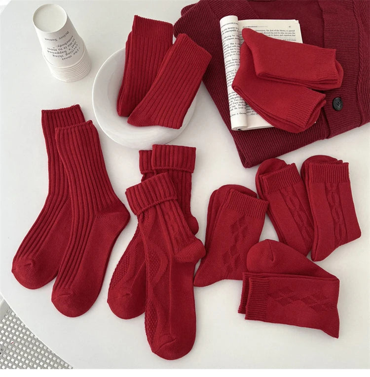 Women's Socks Breathable Christmas New Year Red Socks For Girls Fashion Striped Casual Autumn Winter Socks Warm Comfortable Soft