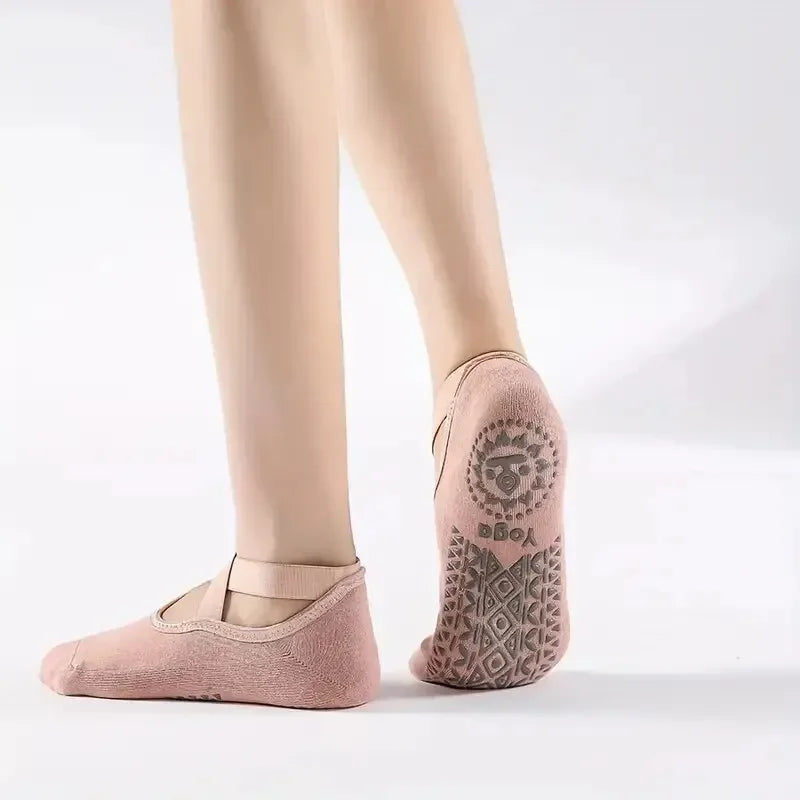 Grip Socks for Women, Non Slip Pilates Yoga Socks  Non Slip Socks for Workout, Fitness Ballet Dance Workout Sports Socks Slipper