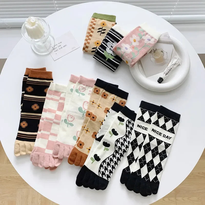 Cotton Boot Socks Women Women Autumn And Winter Five Finger Socks Pure Cotton Toe Socks Print Winter Warm Socks Christmas Gift