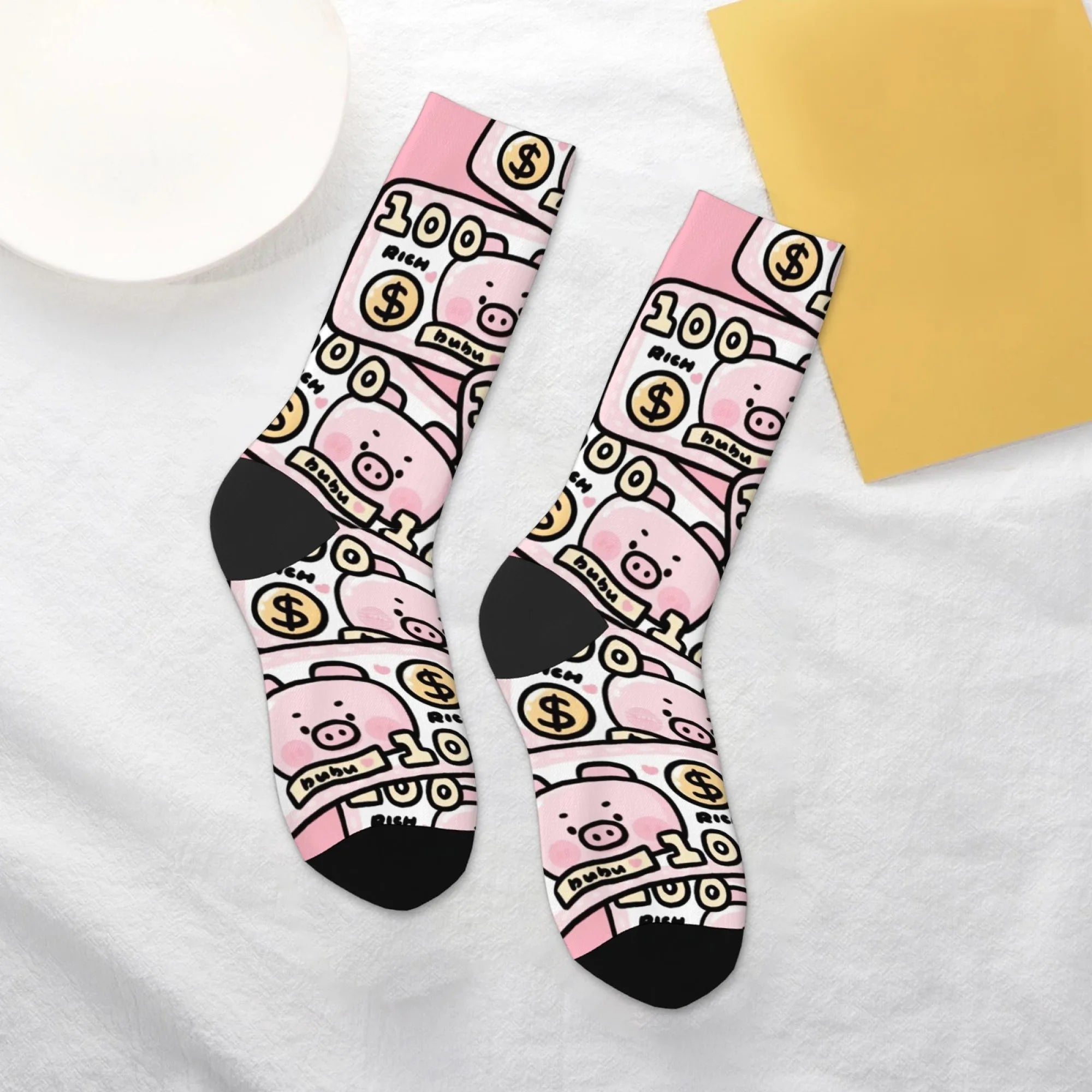 Fun and trendy pink cute pig print retro Harajuku style women's socks non-slip breathable basketball socks novelty gift