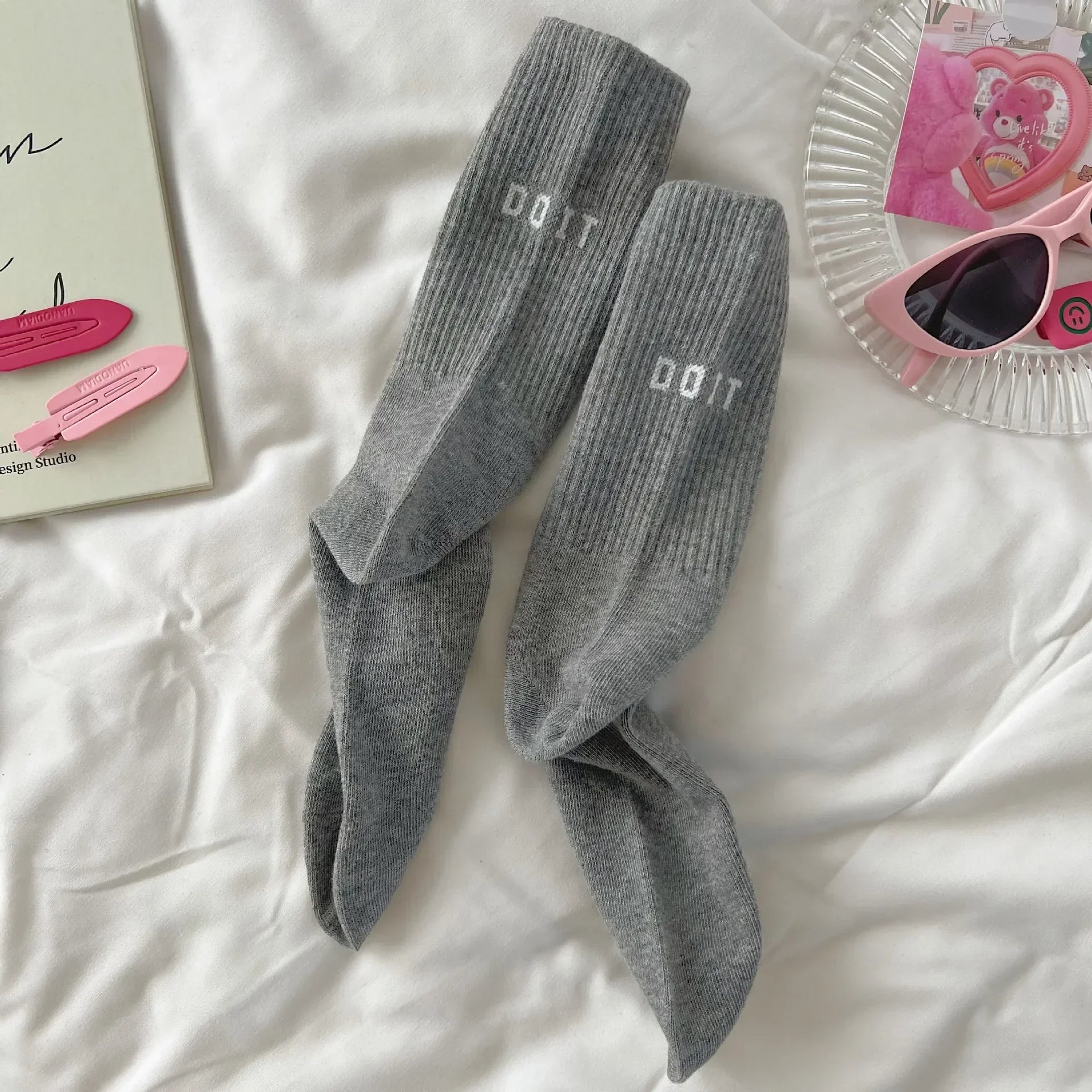 Pink Socks Women's Spring and Autumn Style Mid-tube Socks Ins Outside Wear Cotton Bottoming High Waist Letter Sports Stockings