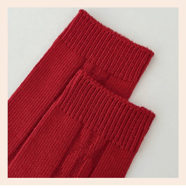 Women's Socks Breathable Christmas New Year Red Socks For Girls Fashion Striped Casual Autumn Winter Socks Warm Comfortable Soft