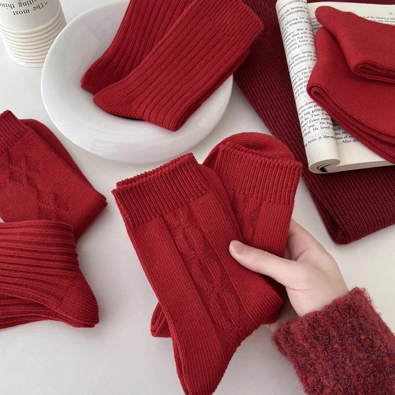 Women's Socks Breathable Christmas New Year Red Socks For Girls Fashion Striped Casual Autumn Winter Socks Warm Comfortable Soft