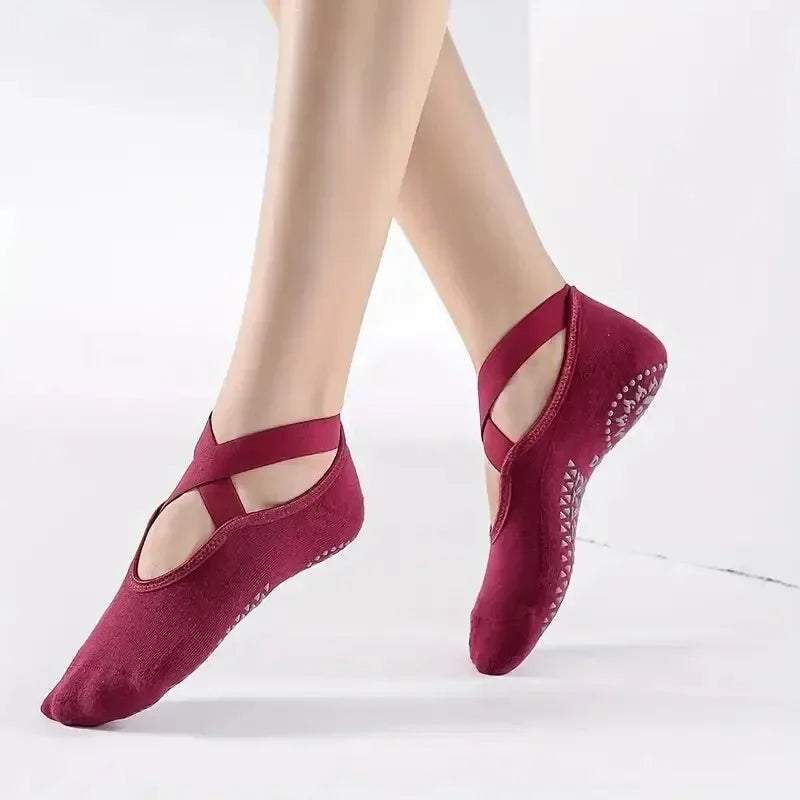 Grip Socks for Women, Non Slip Pilates Yoga Socks  Non Slip Socks for Workout, Fitness Ballet Dance Workout Sports Socks Slipper