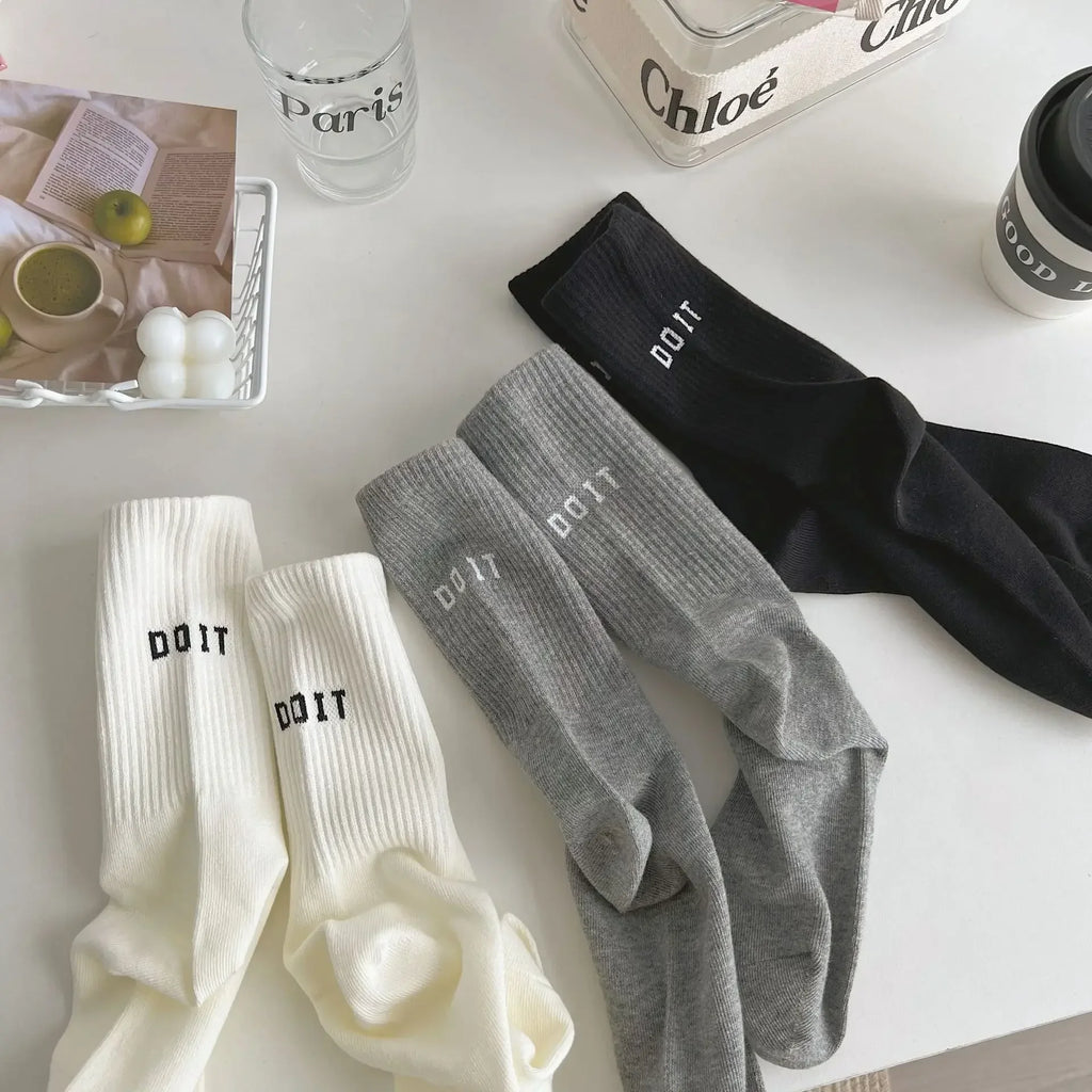Pink Socks Women's Spring and Autumn Style Mid-tube Socks Ins Outside Wear Cotton Bottoming High Waist Letter Sports Stockings