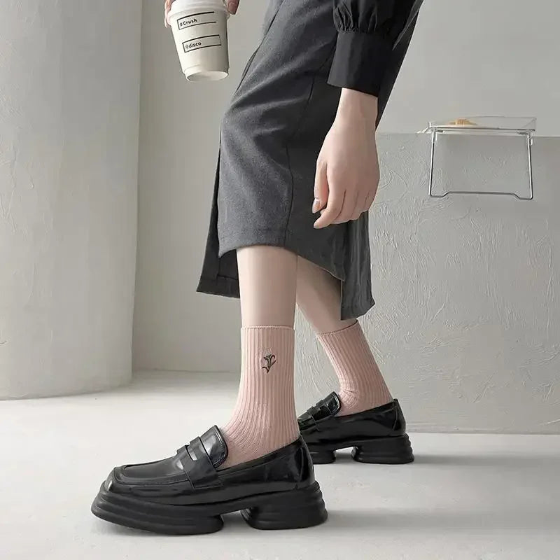 Pink Socks Embroidery Flower Harajuku Retro Vintage Women Socks College Style High School Girls Japanese Kawaii Cute Long Socks