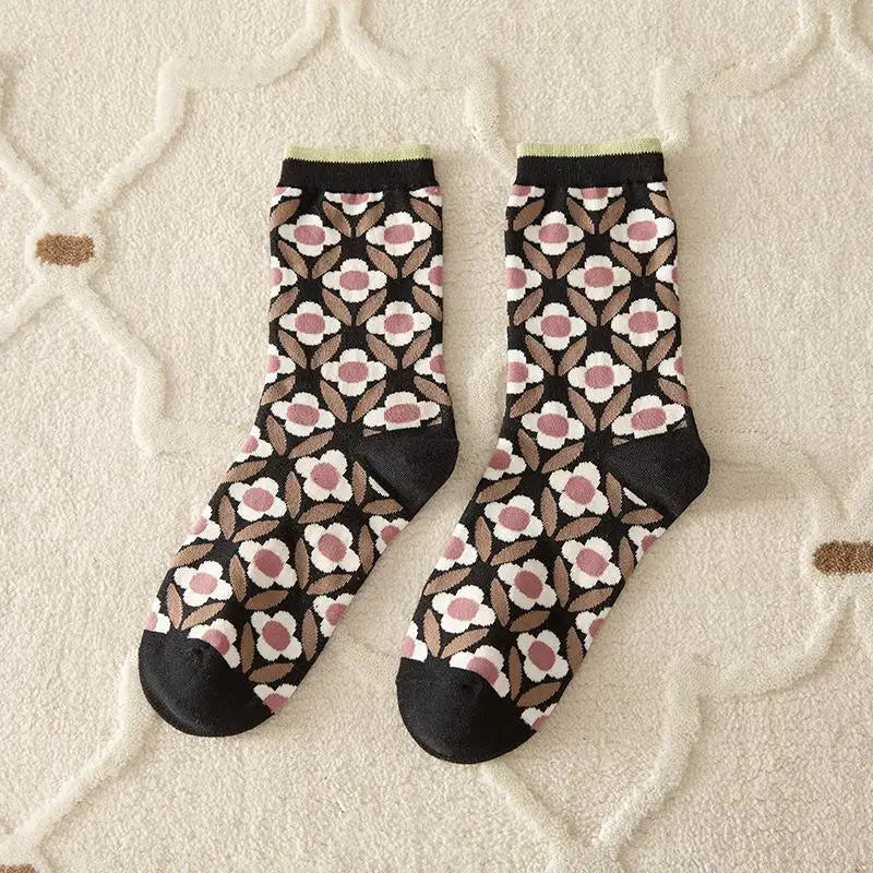 Pink Socks Embroidery Flower Harajuku Retro Vintage Women Socks College Style High School Girls Japanese Kawaii Cute Long Socks