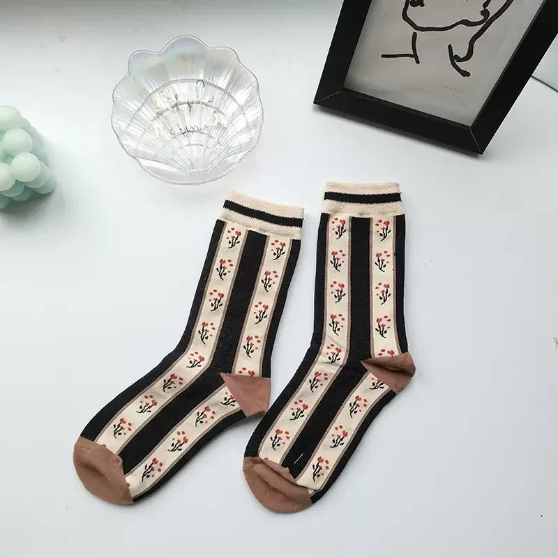 Pink Socks Embroidery Flower Harajuku Retro Vintage Women Socks College Style High School Girls Japanese Kawaii Cute Long Socks