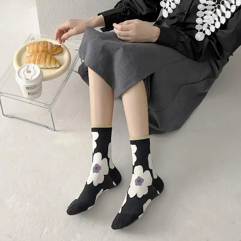 Pink Socks Embroidery Flower Harajuku Retro Vintage Women Socks College Style High School Girls Japanese Kawaii Cute Long Socks