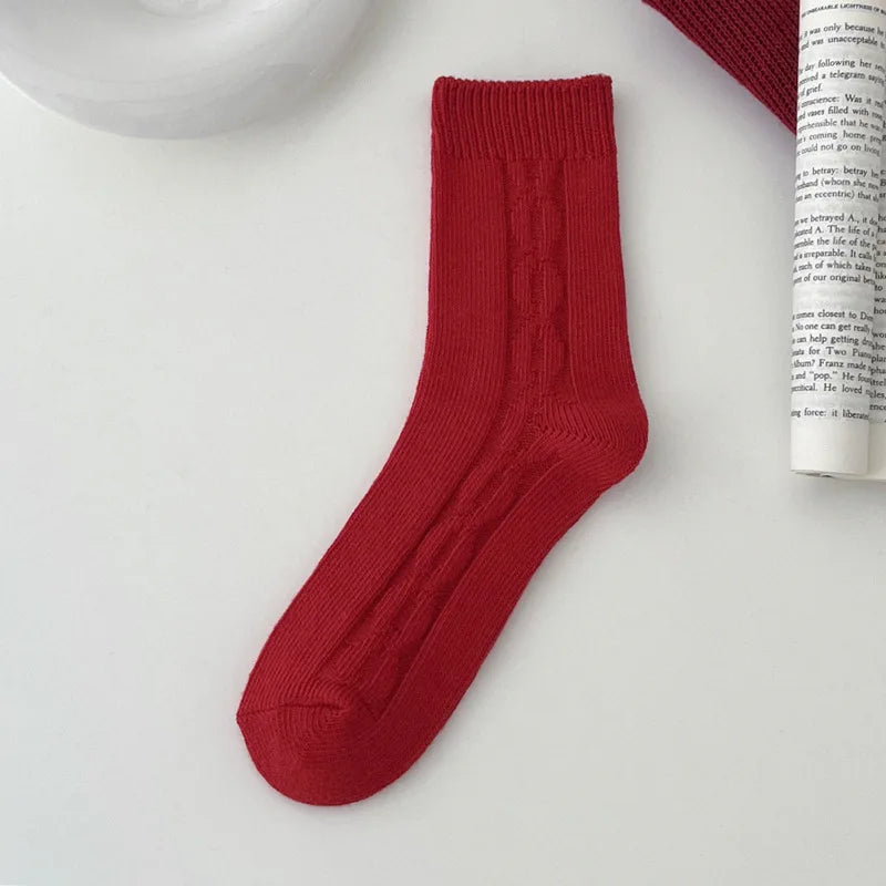 Women's Socks Breathable Christmas New Year Red Socks For Girls Fashion Striped Casual Autumn Winter Socks Warm Comfortable Soft