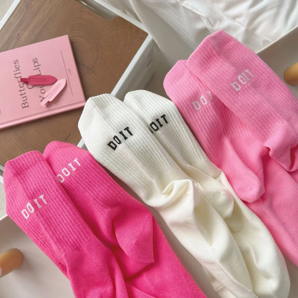 Pink Socks Women's Spring and Autumn Style Mid-tube Socks Ins Outside Wear Cotton Bottoming High Waist Letter Sports Stockings