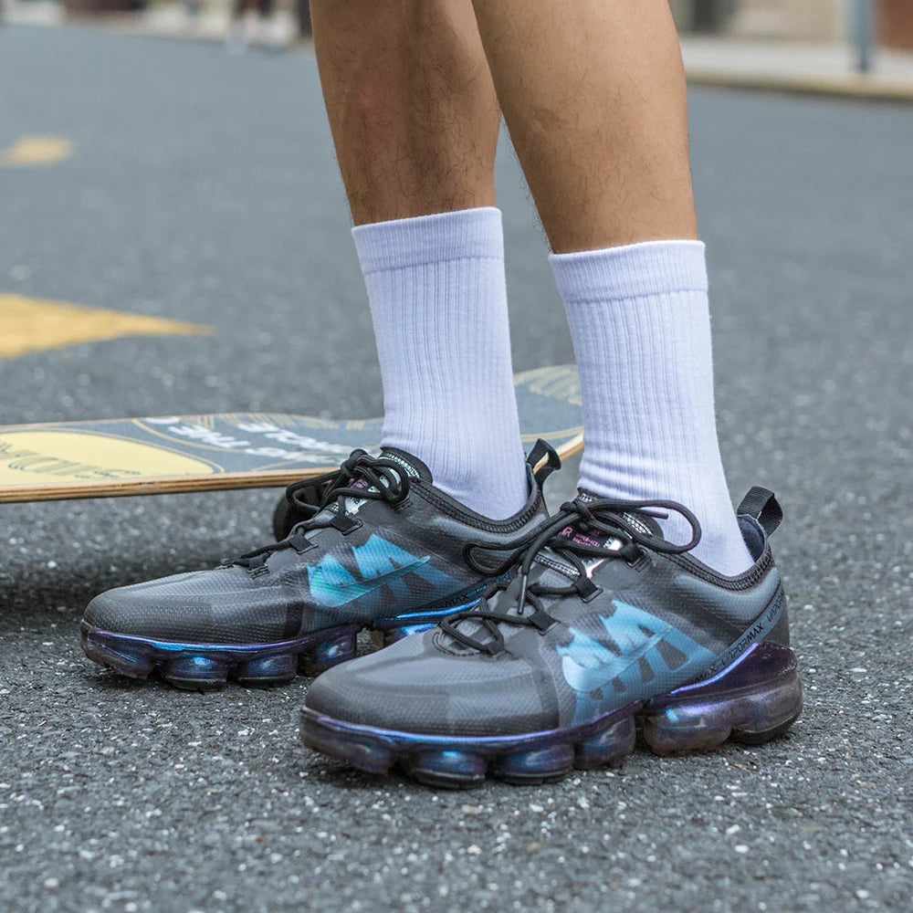 Medical Compression Socks for Men 10A AntibacterialCotton Blend Mid-Calf Socks Odour-Resistant and Moisture-Wicking