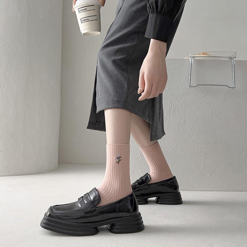 Pink Socks Embroidery Flower Harajuku Retro Vintage Women Socks College Style High School Girls Japanese Kawaii Cute Long Socks