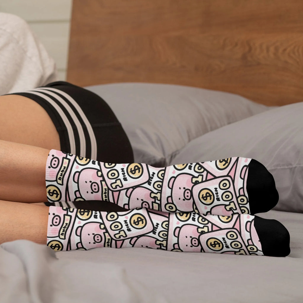Fun and trendy pink cute pig print retro Harajuku style women's socks non-slip breathable basketball socks novelty gift