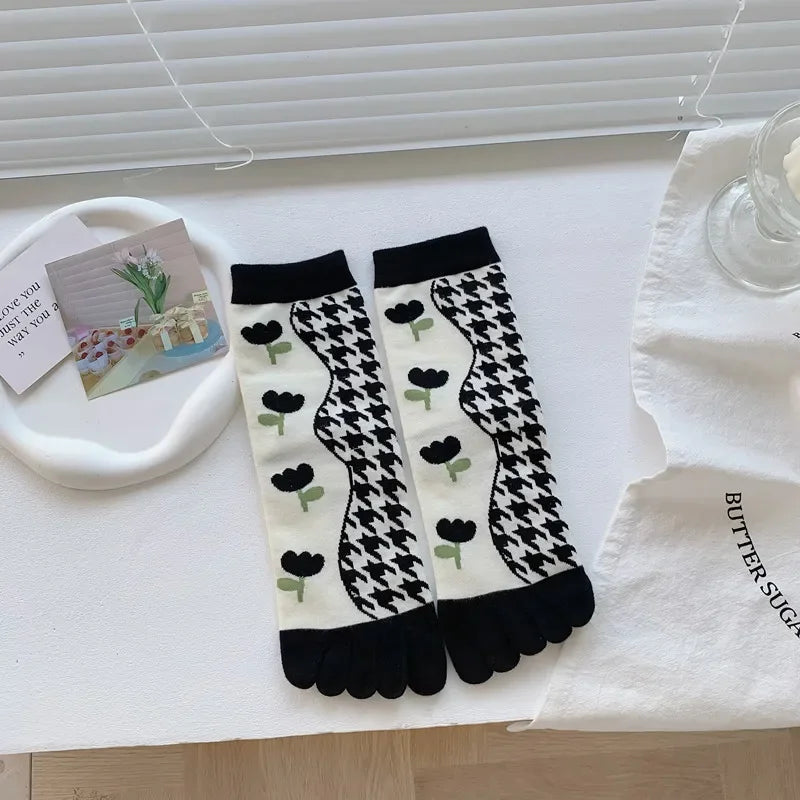 Cotton Boot Socks Women Women Autumn And Winter Five Finger Socks Pure Cotton Toe Socks Print Winter Warm Socks Christmas Gift